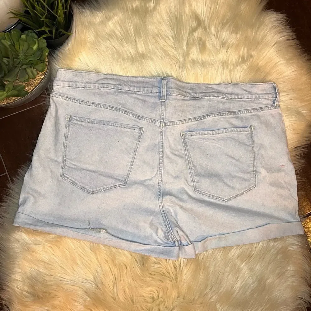 Old Navy stone washed cuffed boyfriend denim shorts sz 18